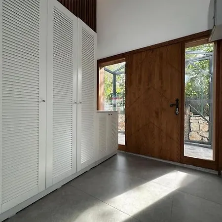 Miro House Villa