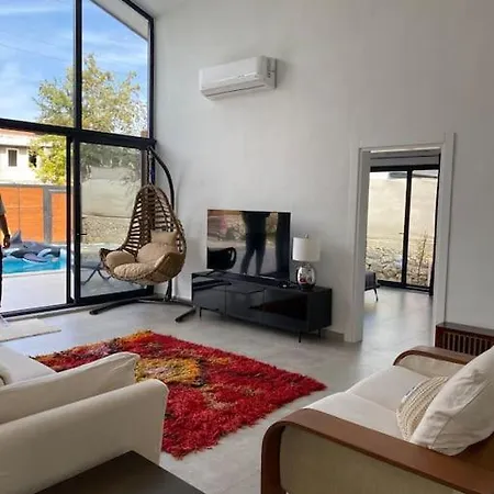 Miro House Villa